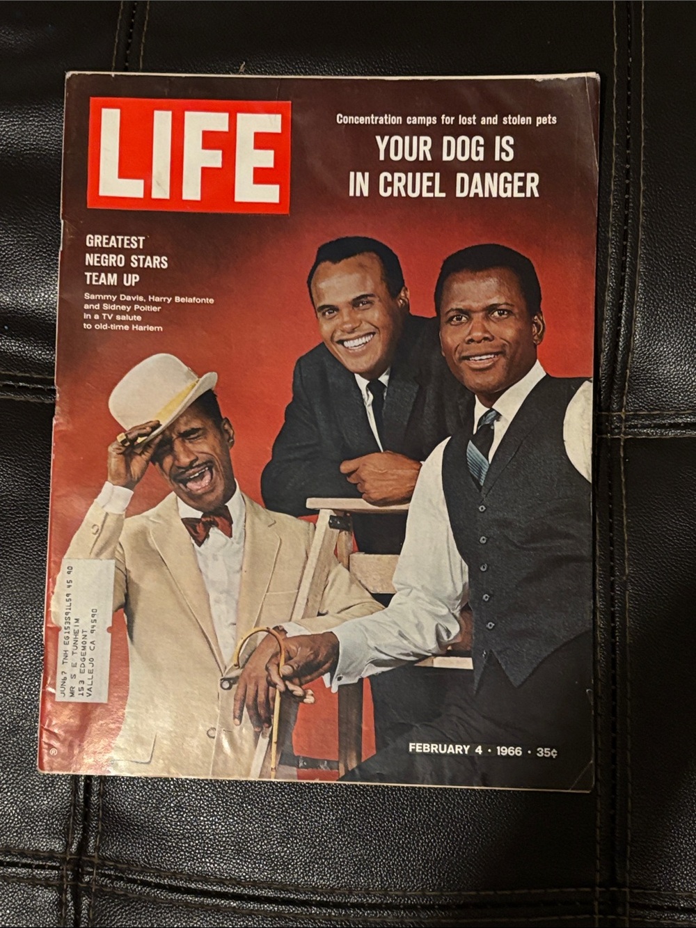 Magazine February 4, 1966 Vintage Red Cover
